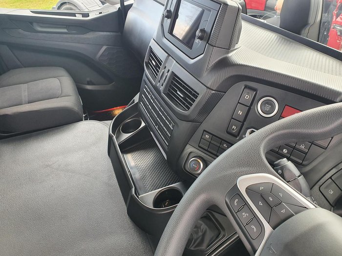 2024 Iveco S-Way AT230