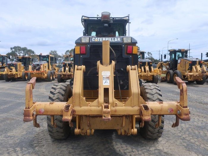 2011 Caterpillar 12M YELLOW