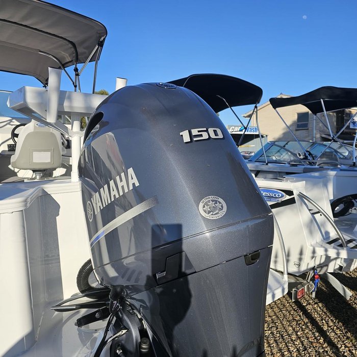 2022 Stessco Sunseeker 580