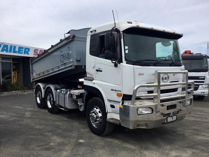 2015 U.D. Gw 26470 Genuine 265000 Klm $165000+Gst UD GW 26-460 WHITE