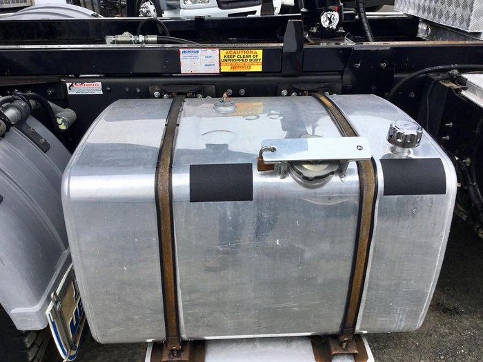 2015 U.D. Gw 26470 Genuine 265000 Klm $165000+Gst UD GW 26-460 WHITE