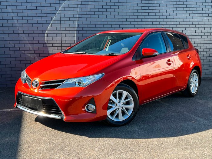 2013 Toyota Corolla ASCENT SPORT