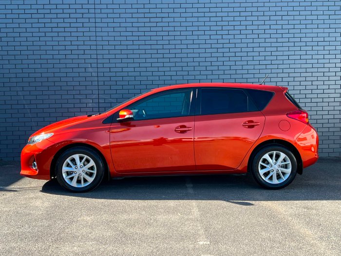 2013 Toyota Corolla ASCENT SPORT
