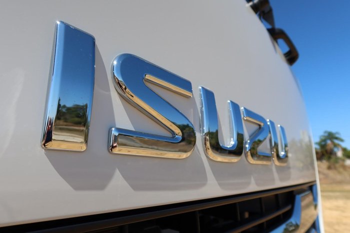 2025 Isuzu F Series FYJ300-350