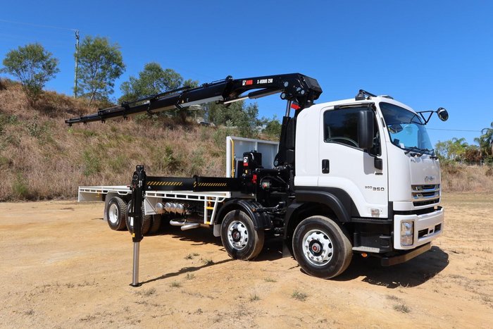 2025 Isuzu F Series