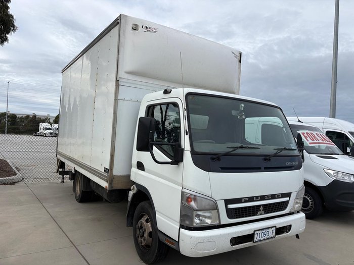 2010 Mitsubishi Canter FE85DG 4.0 WHITE