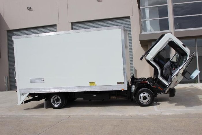 2022 Fuso Canter 515 WHITE