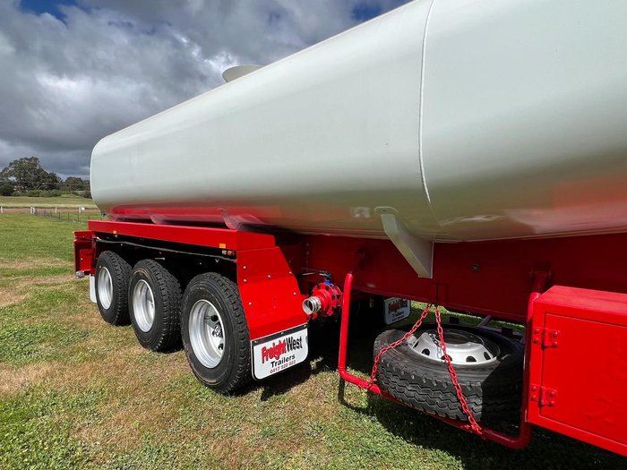 2024 FreightWest Trailers Semi Water Tanker