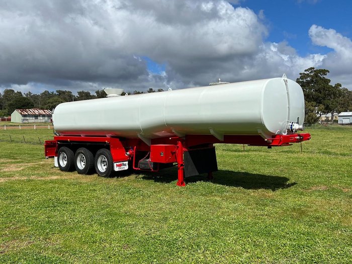 2024 FreightWest Trailers Semi Water Tanker