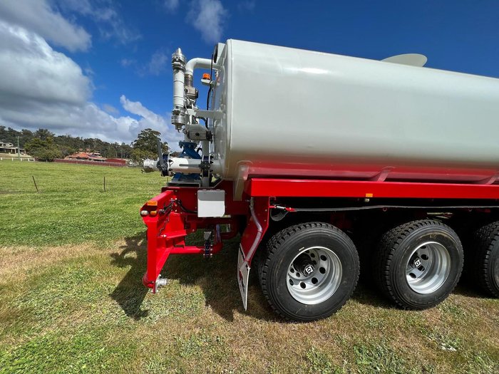 2024 FreightWest Trailers Semi Water Tanker