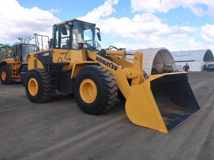2011 Komatsu Wa380-6 YELLOW