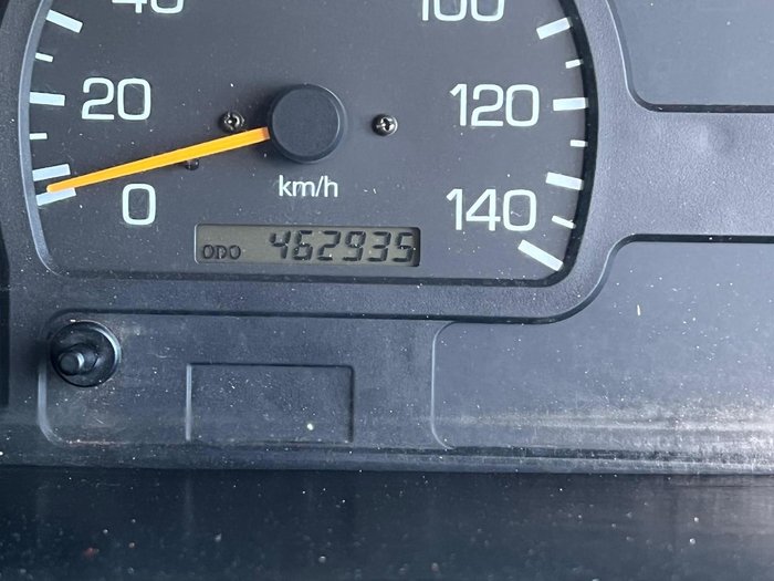 2004 Mitsubishi Fk617