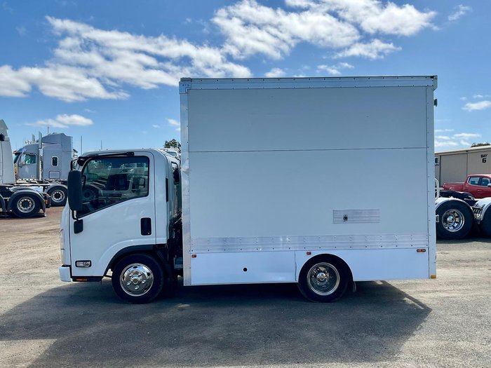 2016 Isuzu Nlr45-150 78000 Klm Insulated Van 3Door Walk In Auto $40000+Gst IZUZU NLR-150 AUTO White