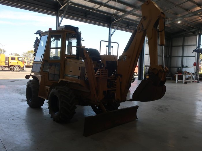 2005 Vermeer V120 YELLOW