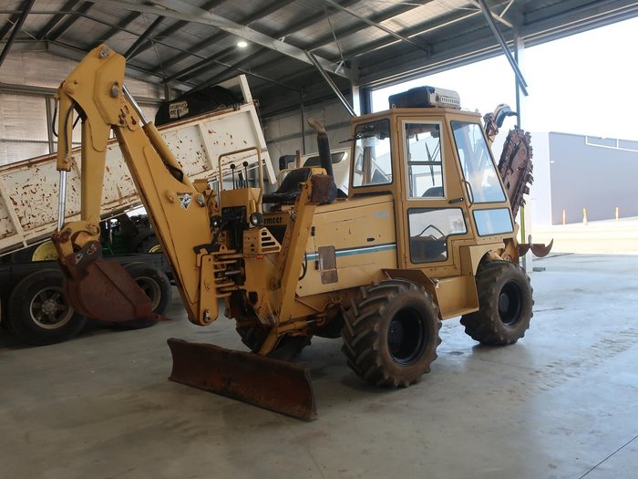 2005 Vermeer V120 YELLOW