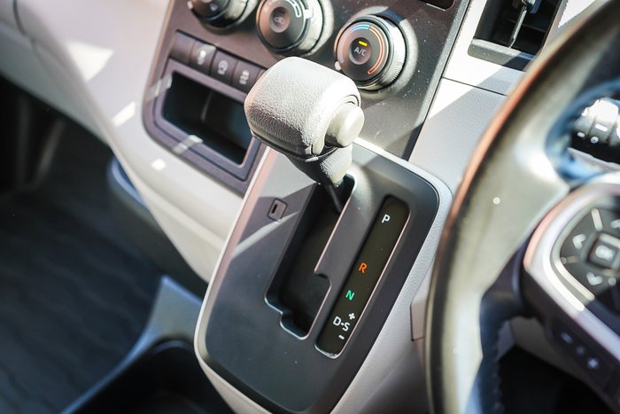 2024 Toyota HIACE LWB