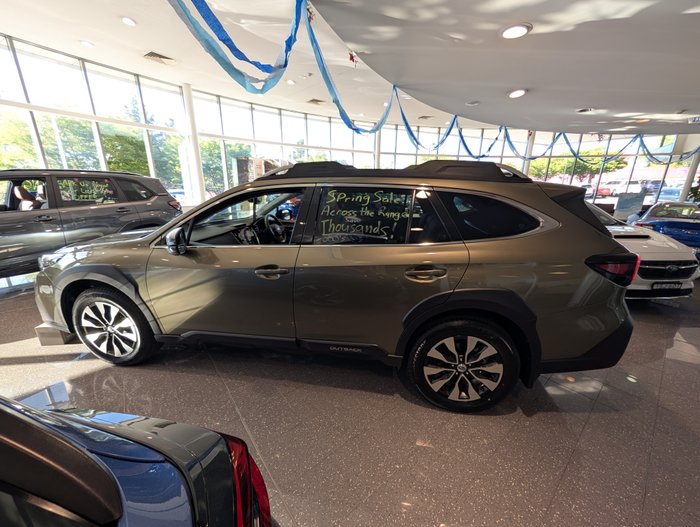 2025 Subaru Outback AWD Touring XT