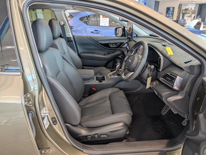 2025 Subaru Outback AWD Touring XT