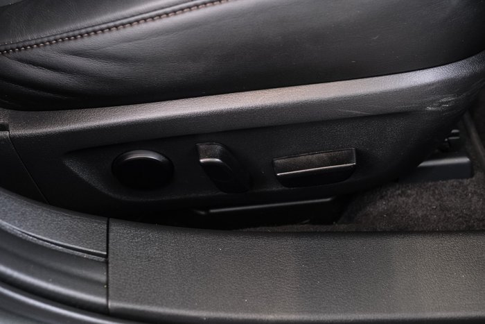 2025 Mazda 3 G25 GT