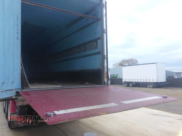1995 Maxicube 20 Pallet Refrigerated Pantech with Tailgate Loader