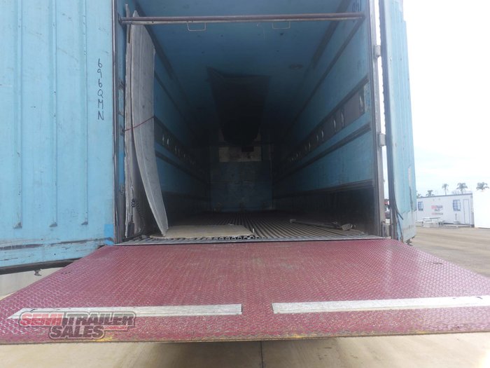 1995 Maxicube 20 Pallet Refrigerated Pantech with Tailgate Loader