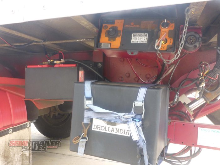 1995 Maxicube 20 Pallet Refrigerated Pantech with Tailgate Loader
