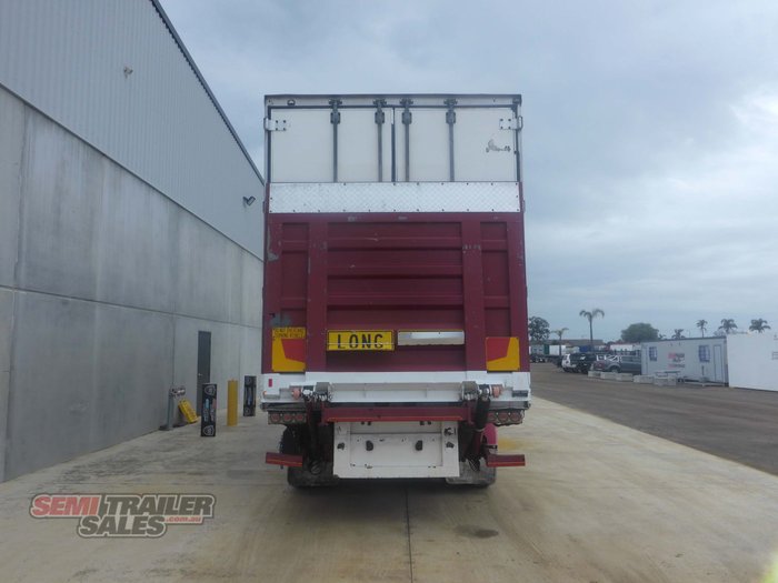 1995 Maxicube 20 Pallet Refrigerated Pantech with Tailgate Loader