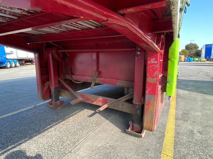 2003 Southern Cross Lead A 14 Pallet Drop Deck Mezzanine