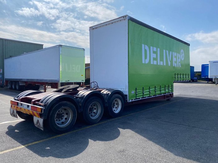 2003 Southern Cross Lead A 14 Pallet Drop Deck Mezzanine