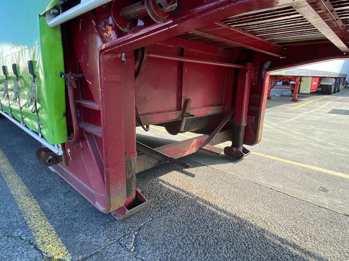 2003 Southern Cross Lead A 14 Pallet Drop Deck Mezzanine