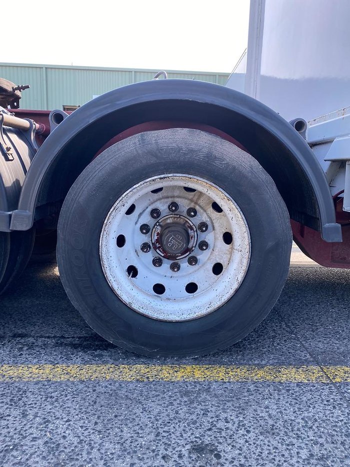 2003 Southern Cross Lead A 14 Pallet Drop Deck Mezzanine