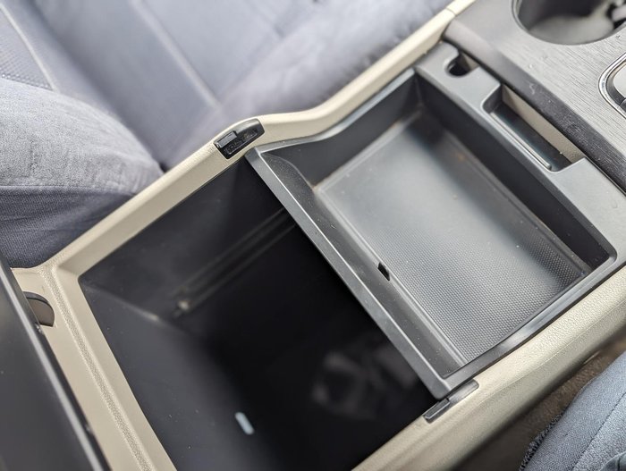 2016 Kia Carnival S YP MY17 Platinum Graphite