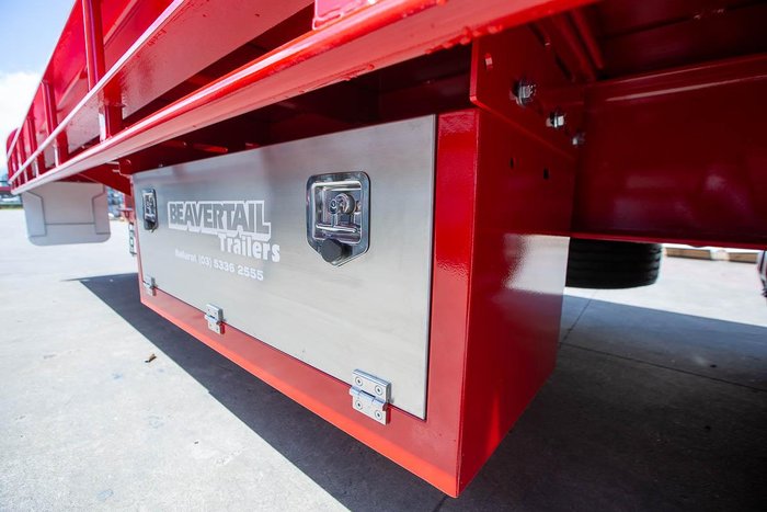 2025 BEAVERTAIL Tri Axle Tag Trailer