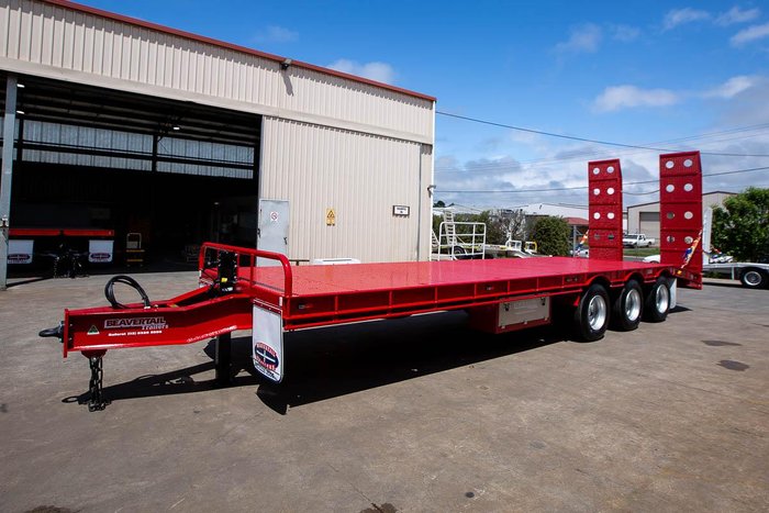 2025 BEAVERTAIL Tri Axle Tag Trailer