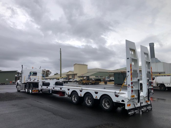 2025 Midland 45Ft Drop-Deck, Hydraulic Ramps