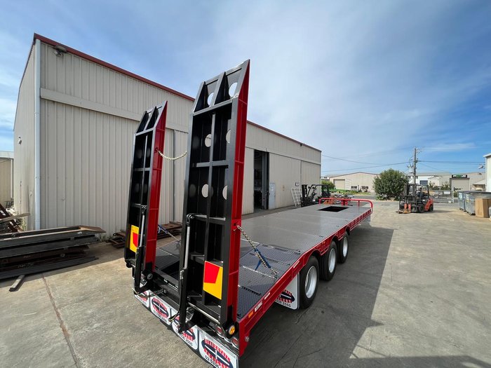 2025 Beavertail Tri Axle Tag Trailer