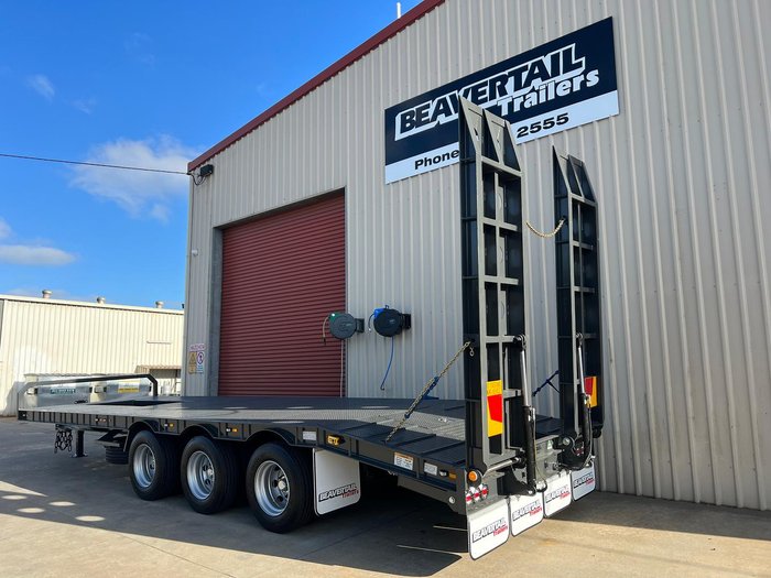 2025 Beavertail Tri Axle Tag Trailer