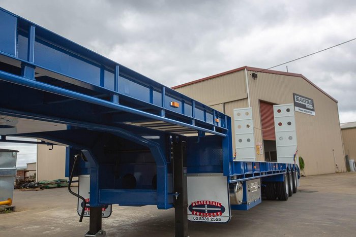 2025 Beavertail 45Ft Tri Axle Drop Deck Trailer