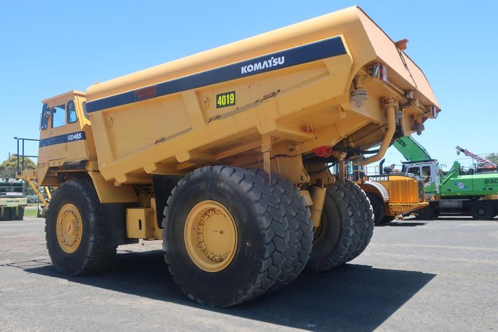 2000 Komatsu HD465 3