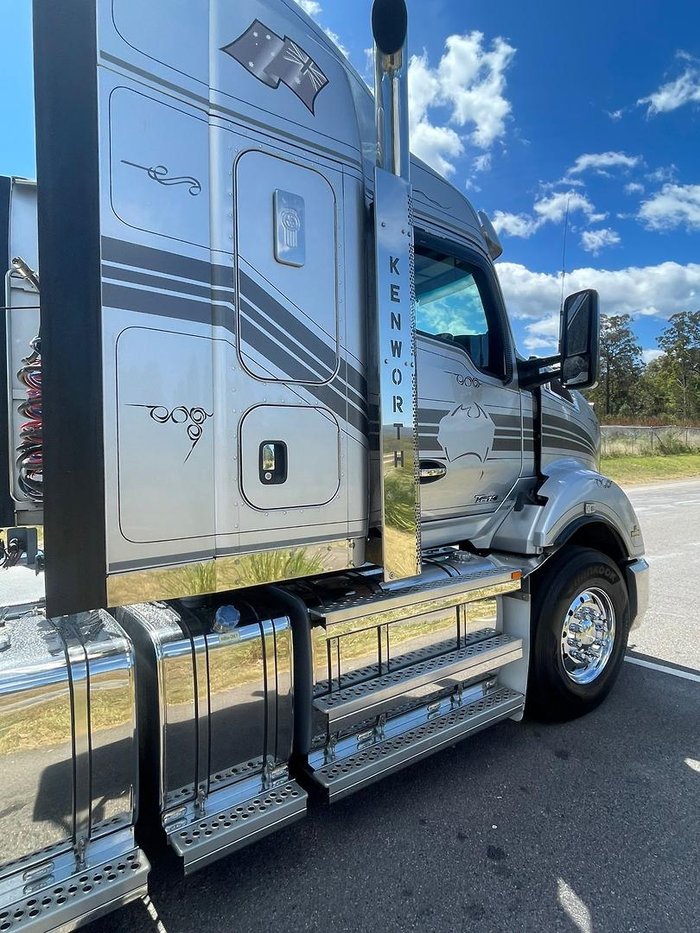 2018 Kenworth T610 Silver