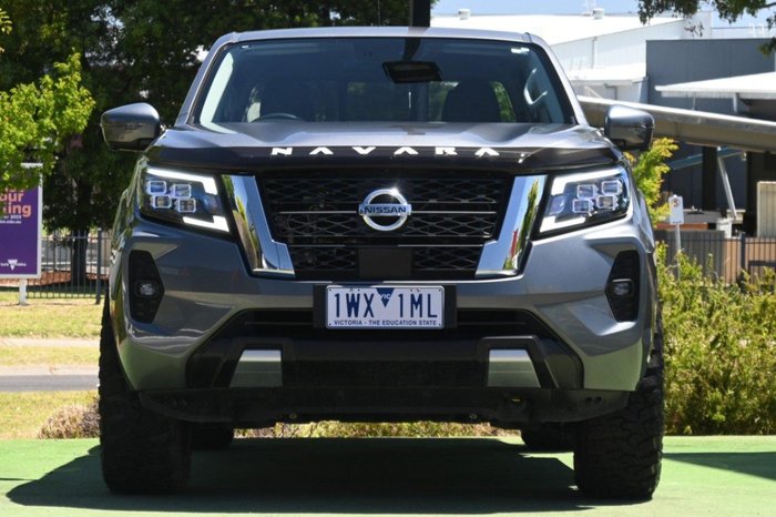 2021 Nissan Navara ST-X