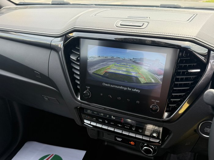 2025 Isuzu D-MAX BLADE