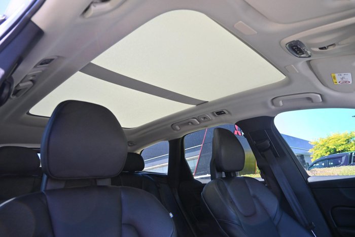 2018 Volvo XC60 T5 Momentum