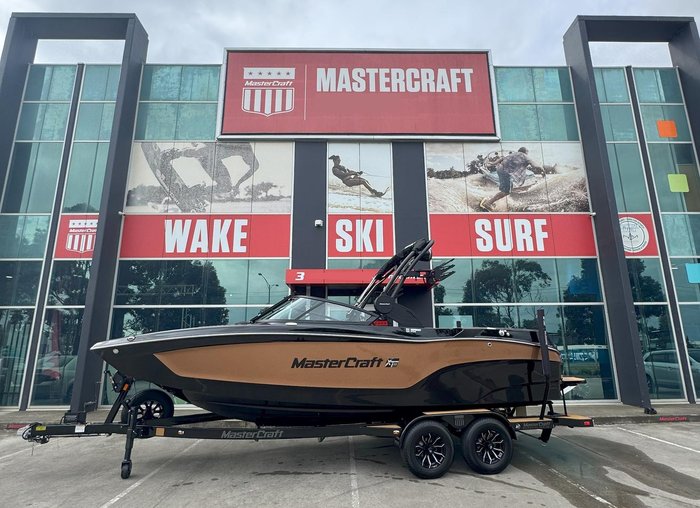 2026 MasterCraft XT22