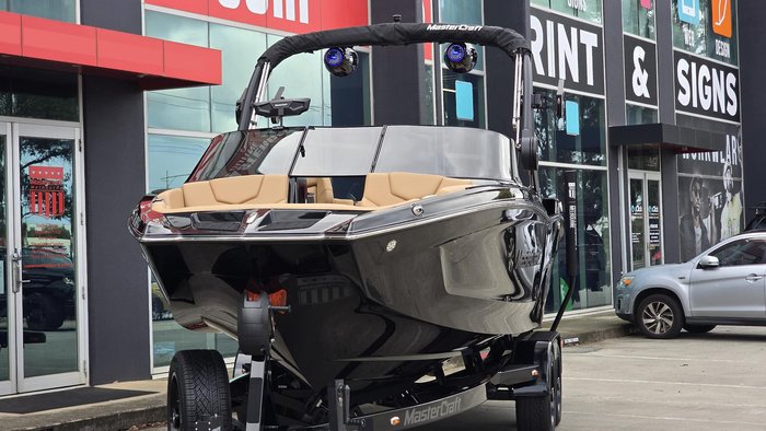 2026 MasterCraft XT22