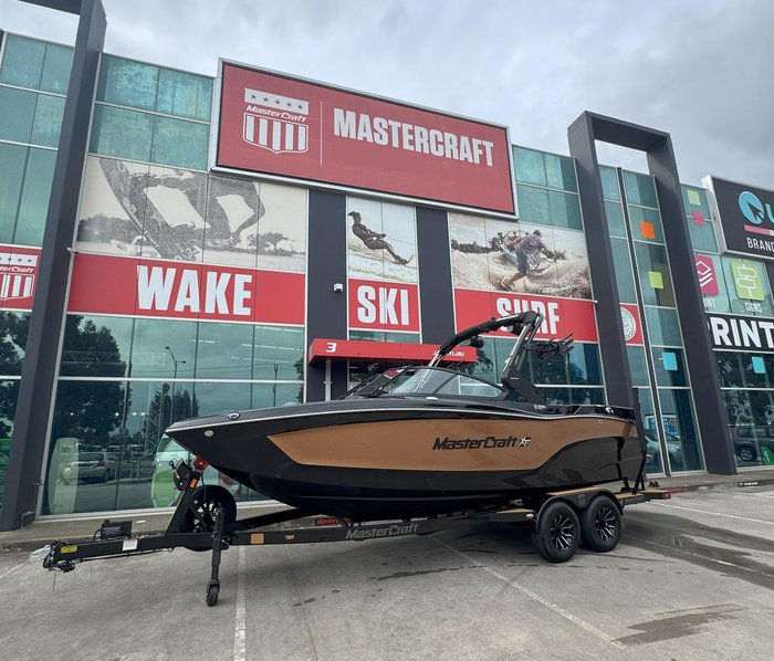 2026 MasterCraft XT22