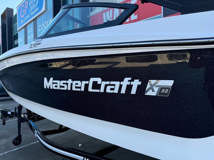 2024 MasterCraft XT22