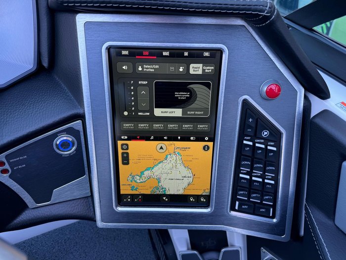 2024 MasterCraft XT22