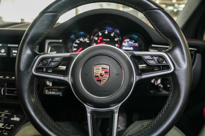2021 Porsche Macan