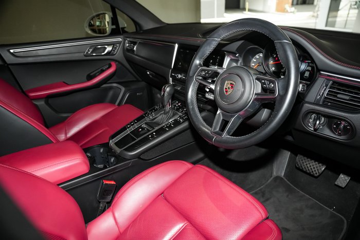 2021 Porsche Macan